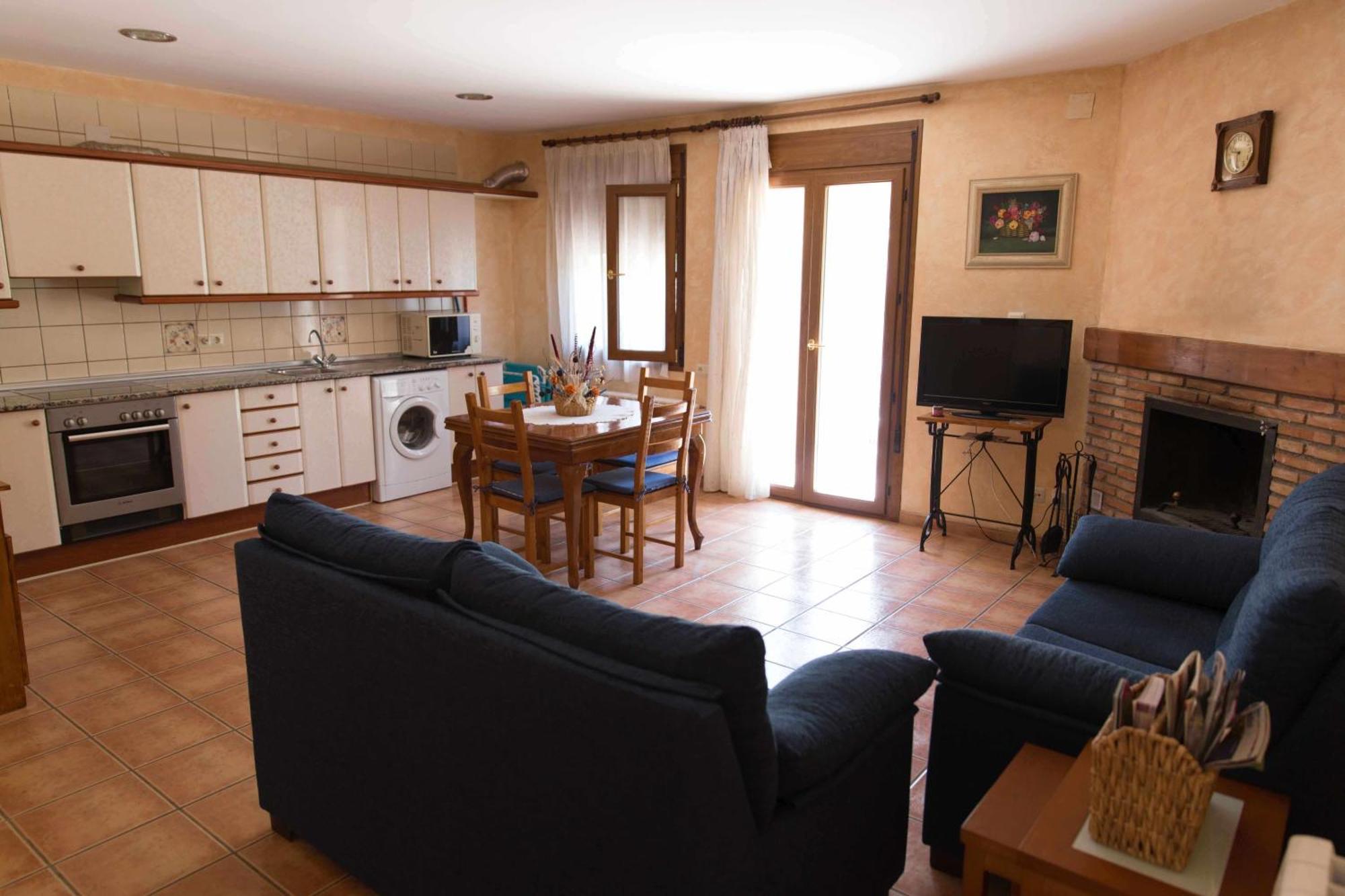 Apartamentos Casa Lola Rodeados De Montanas Y Rios بيسييت الغرفة الصورة