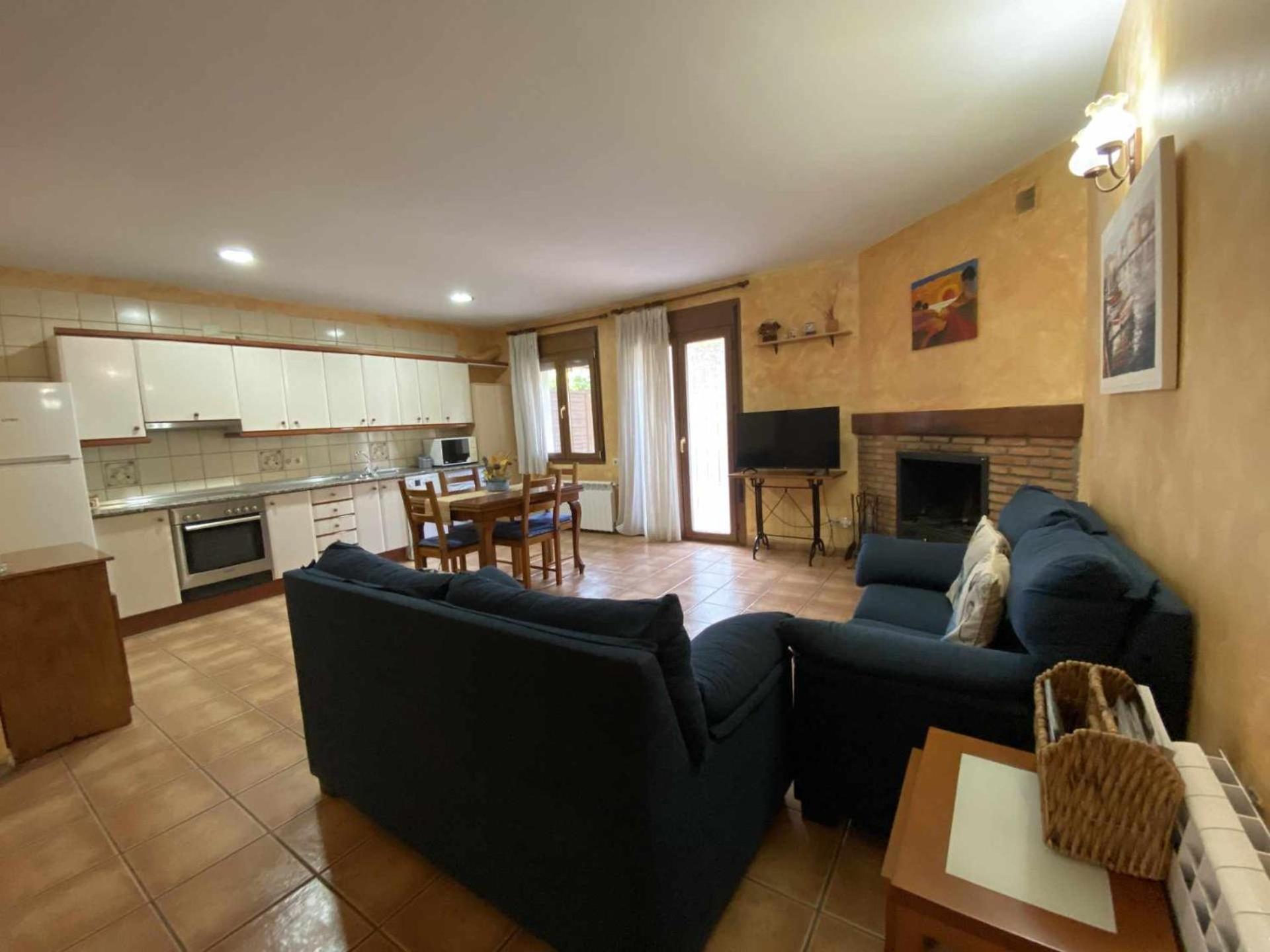 Apartamentos Casa Lola Rodeados De Montanas Y Rios بيسييت المظهر الخارجي الصورة