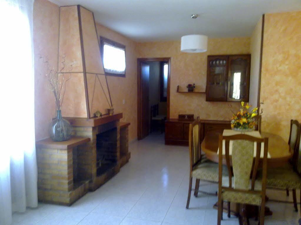 Apartamentos Casa Lola Rodeados De Montanas Y Rios بيسييت المظهر الخارجي الصورة
