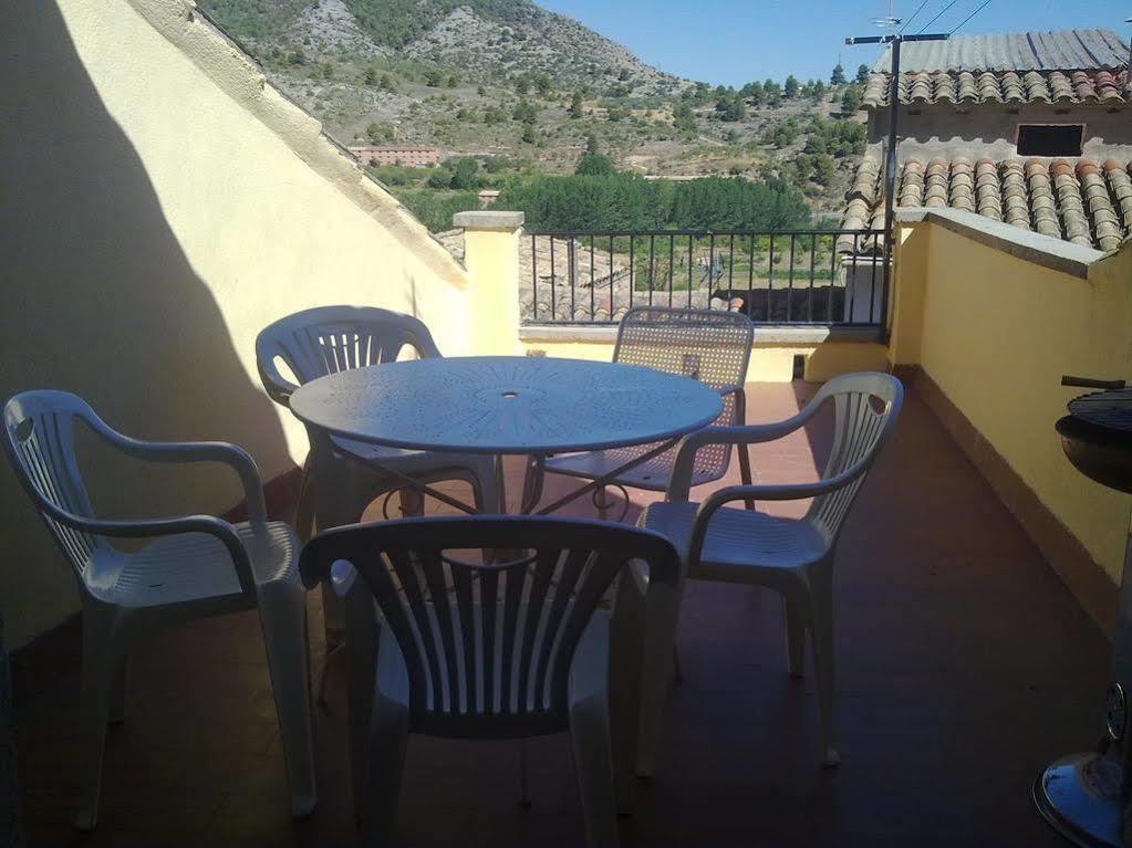 Apartamentos Casa Lola Rodeados De Montanas Y Rios بيسييت المظهر الخارجي الصورة
