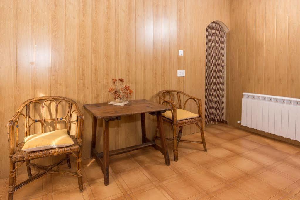 Apartamentos Casa Lola Rodeados De Montanas Y Rios بيسييت المظهر الخارجي الصورة